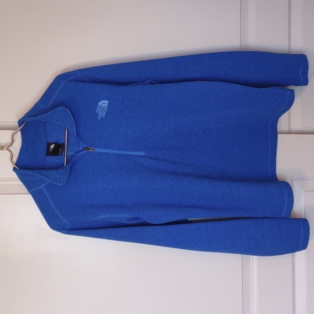 The North Face Men's Electric Blue 1/4 Zip Pull Over Size Medium